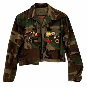 Custom Cropped Camouflage Jacket with Decorative Patches